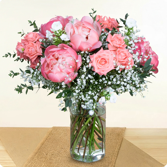 Ramo Coralia — peonías y rosas coral 1